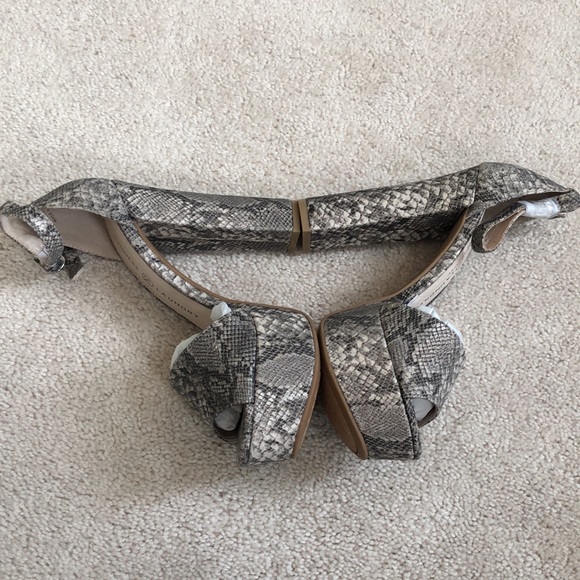 NWB Chinese Laundry Avenue 2 Heeled Sandals - Picture 4 of 7